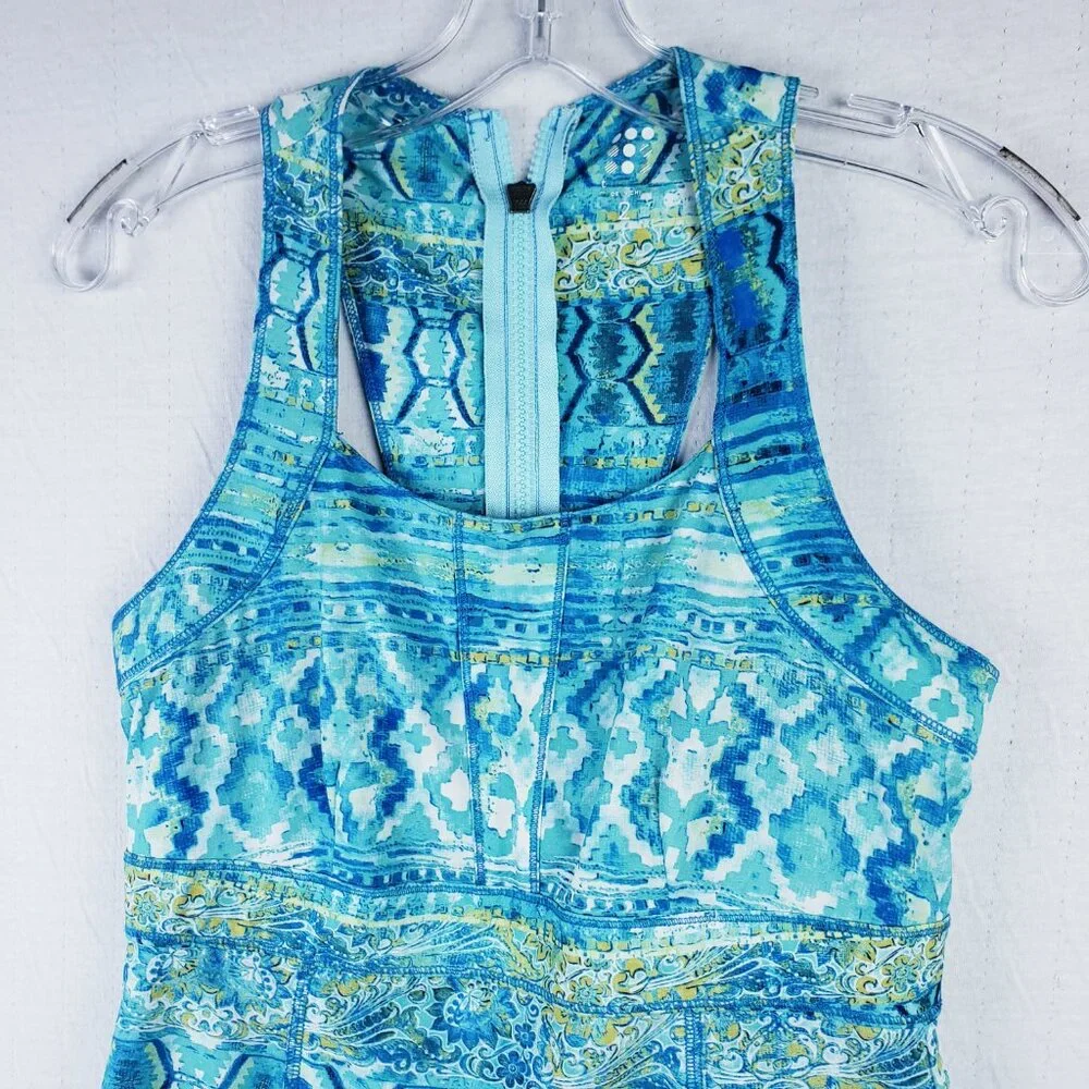 Title Nine Nimblene Dress Abstract Print size 2 Travel Sporty Active Pickleball